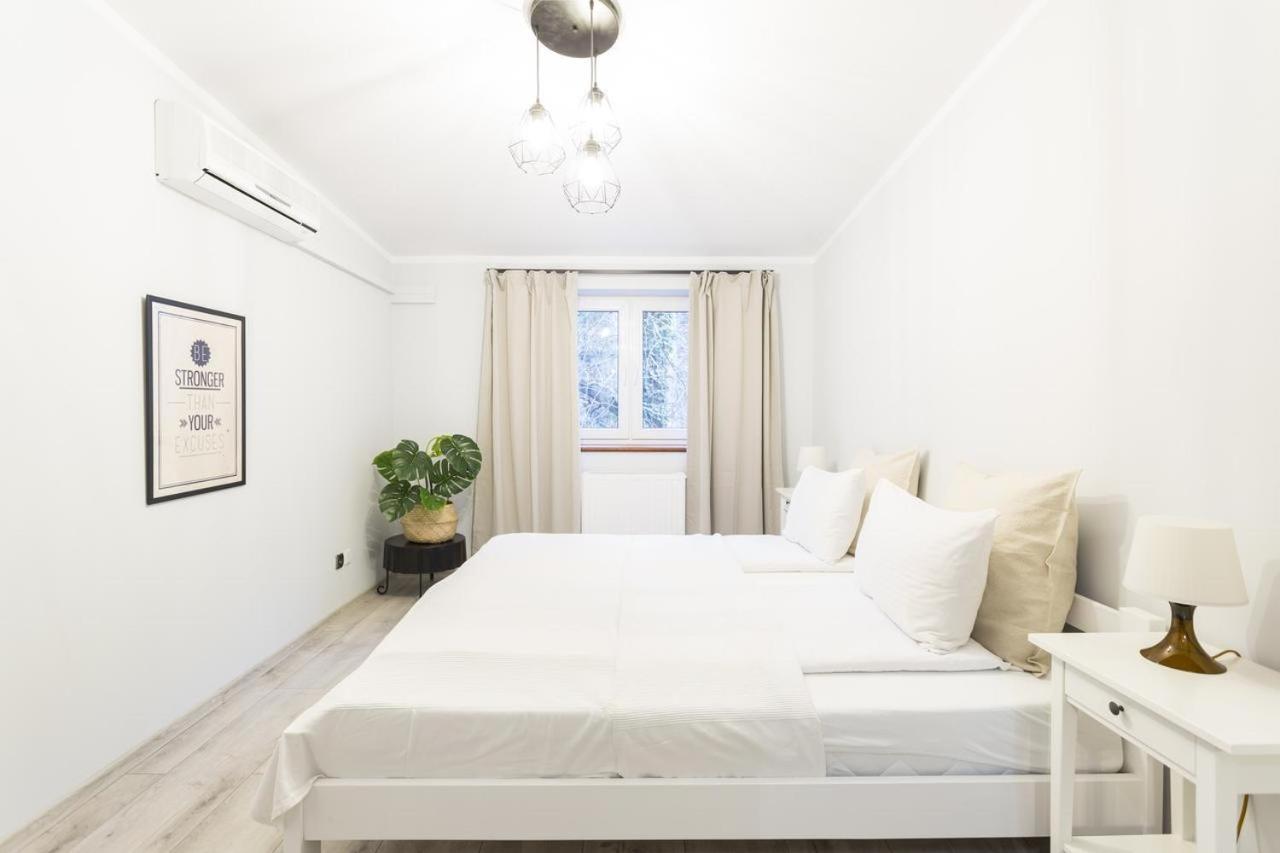 Next To The Wawel Castle 2 Apartment คราคูฟ ภายนอก รูปภาพ